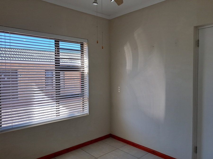 2 Bedroom Property for Sale in Jeffreys Bay Central Eastern Cape